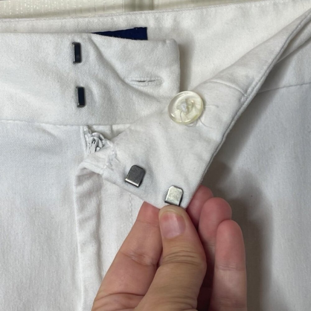 OLD NAVY | Women's Classic White Cotton Blend Pixie Shorts | Size 12 - Picture 5 of 14